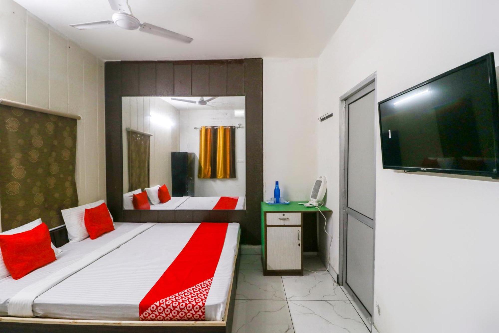 OYO 66509 Hotel Sky Garden Ludhiana Exterior foto
