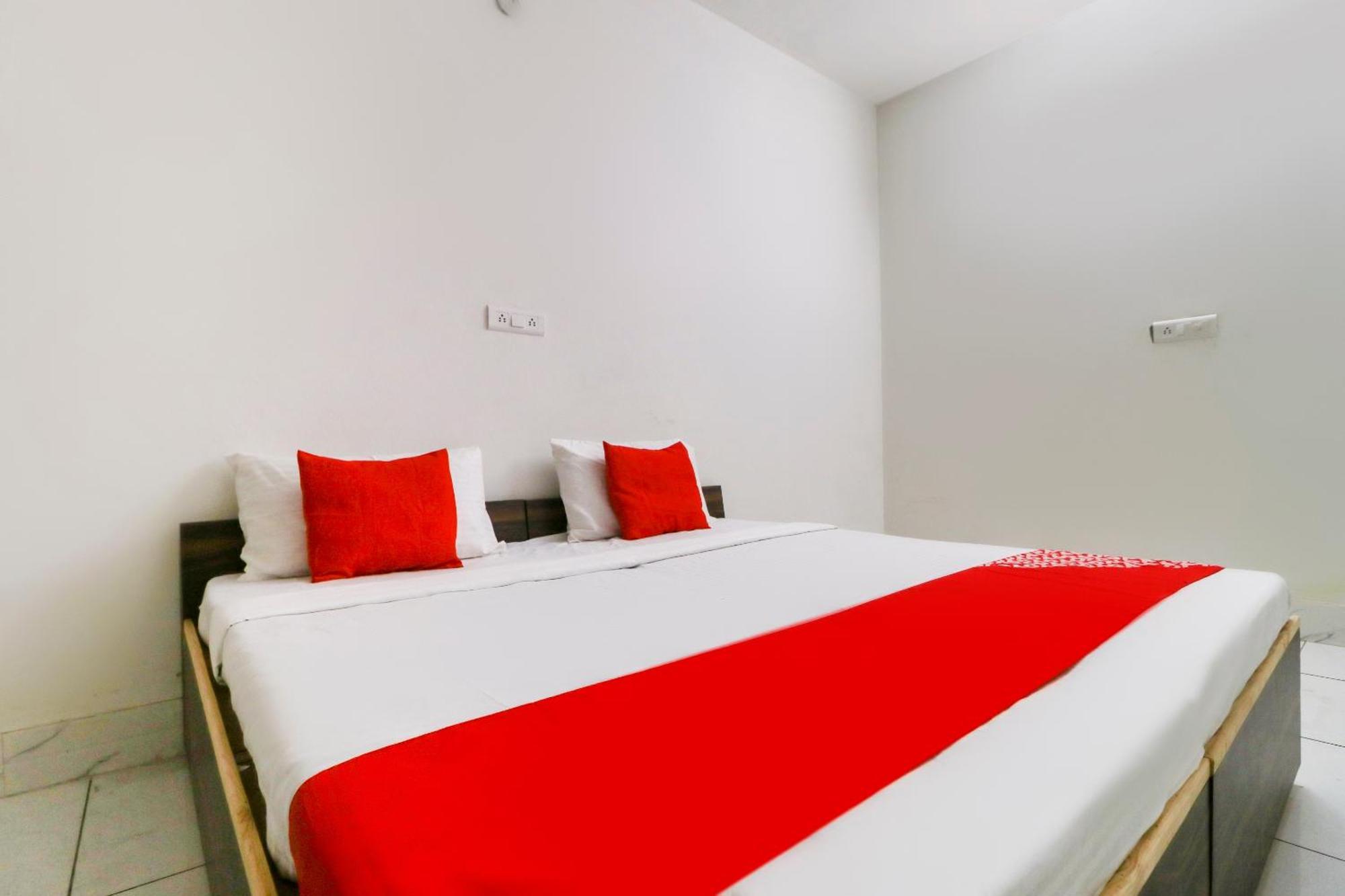 OYO 66509 Hotel Sky Garden Ludhiana Exterior foto