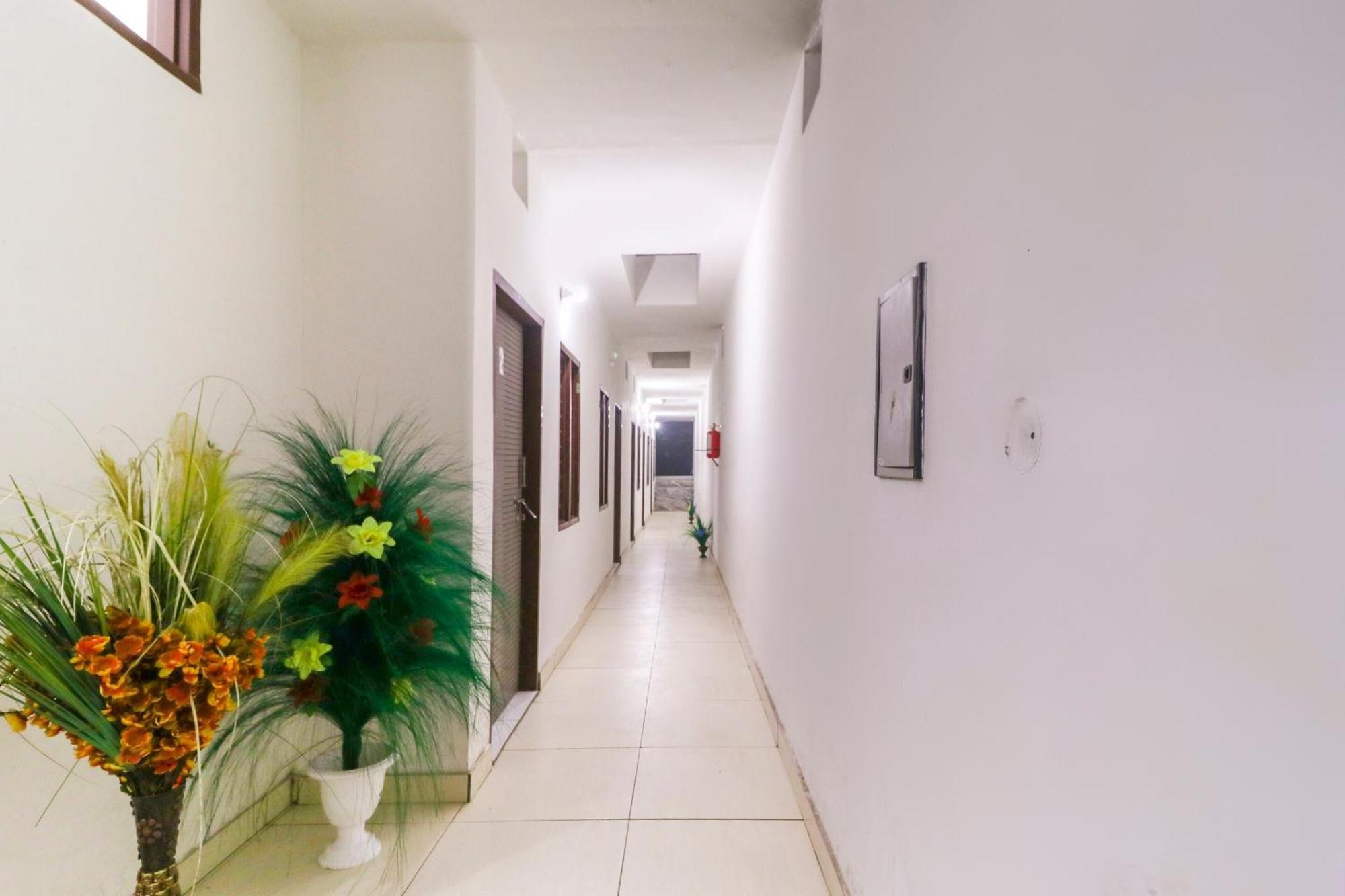 OYO 66509 Hotel Sky Garden Ludhiana Exterior foto